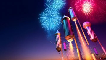 Une incroyable sélection d'assortiments de fusée pour feu d'artifice pas  cher. 1